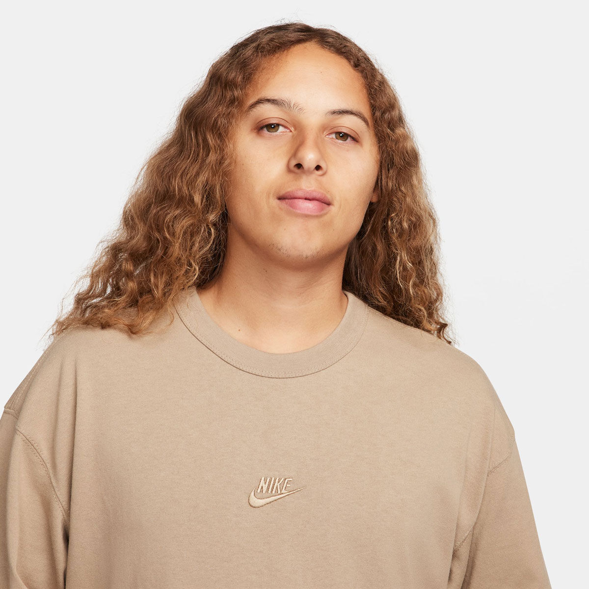 Nike Mens Sportswear Premium Essentials Tee