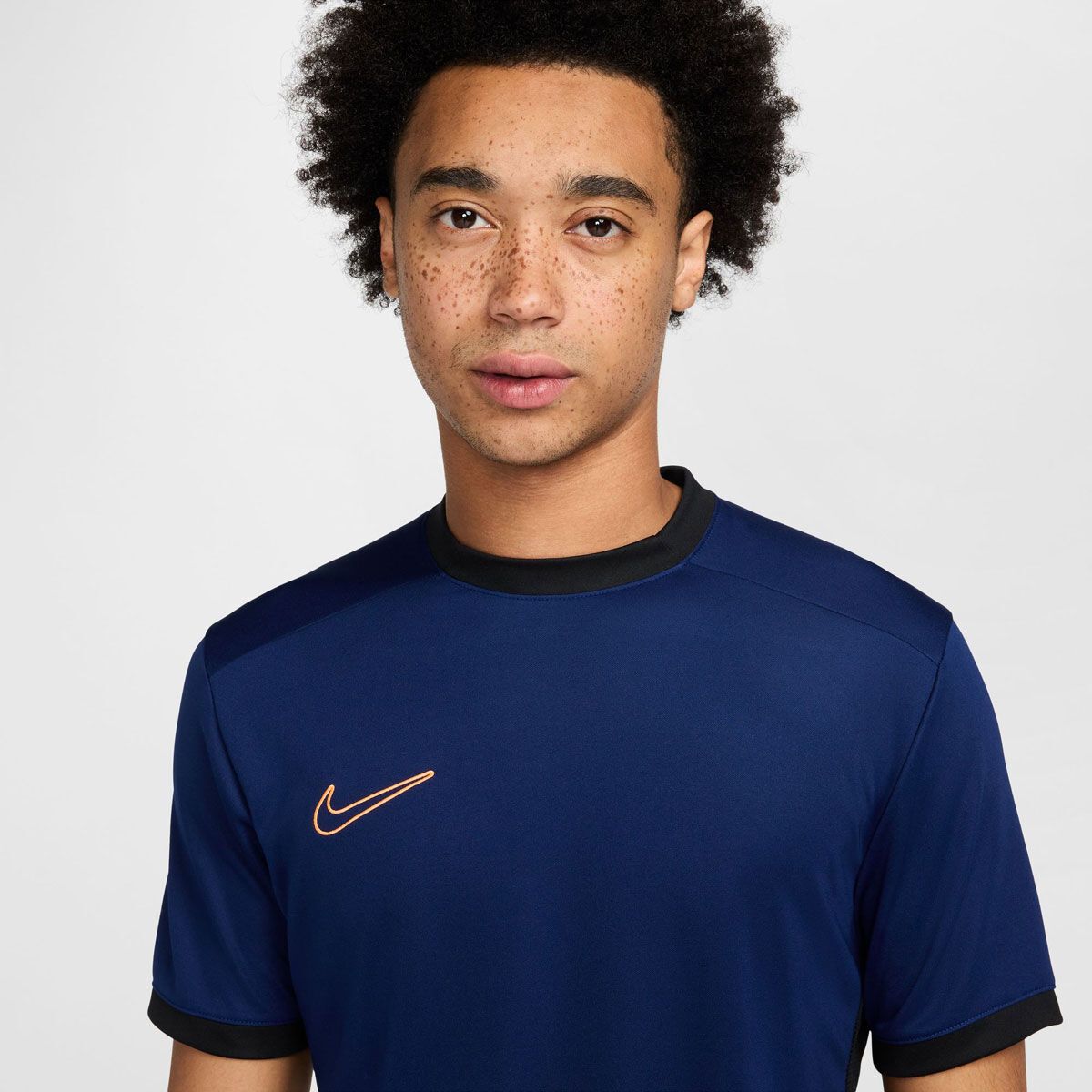 Nike Mens Academy Dri-FIT Short-Sleeve Football Top