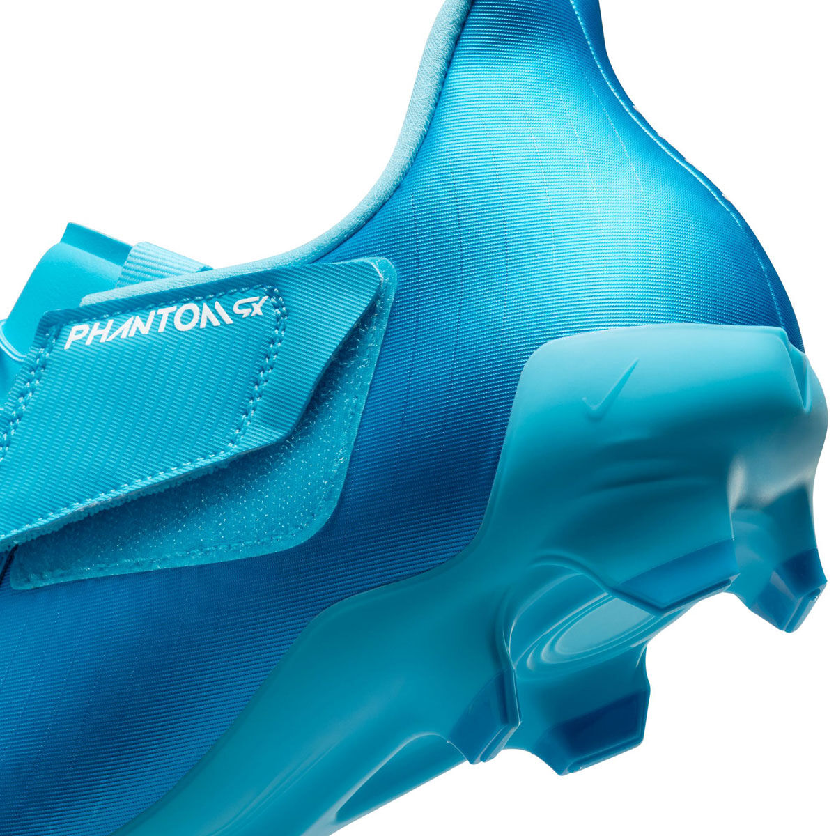 Nike Phantom GX 2 Academy Football Boots