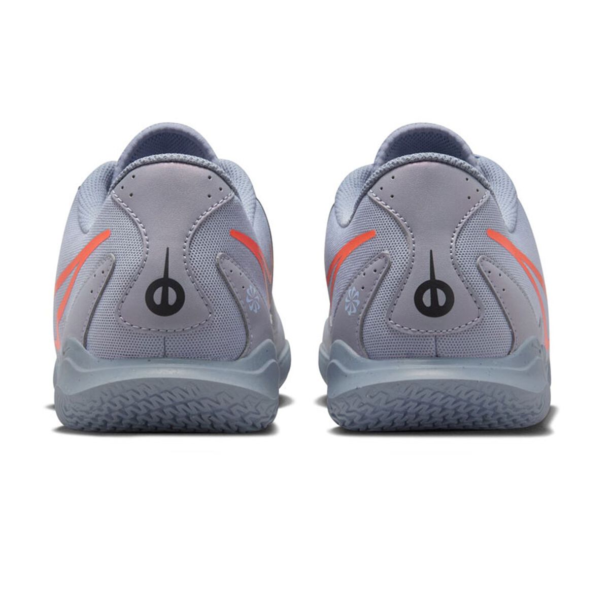 Nike Tiempo Legend 10 Club Indoor/Court Low-Top Football Boots