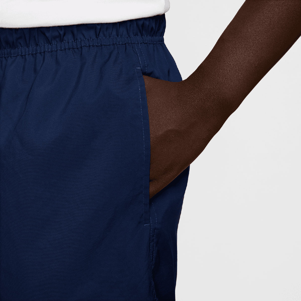Nike Mens Club Woven Lined Flow Shorts