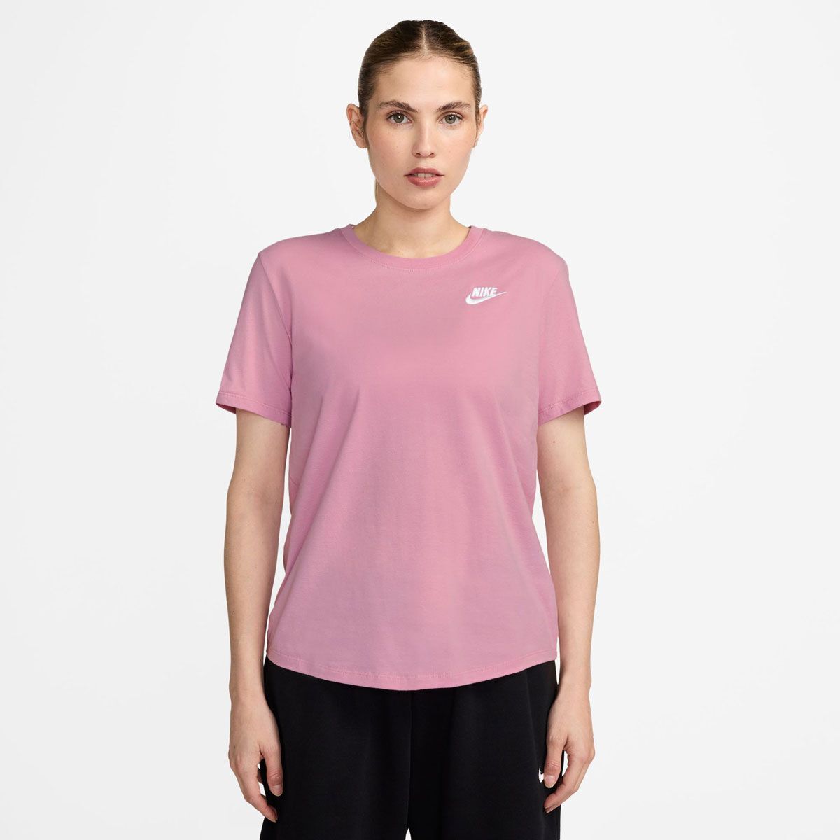 Nike Womens Sportswear Club Essentials Tee