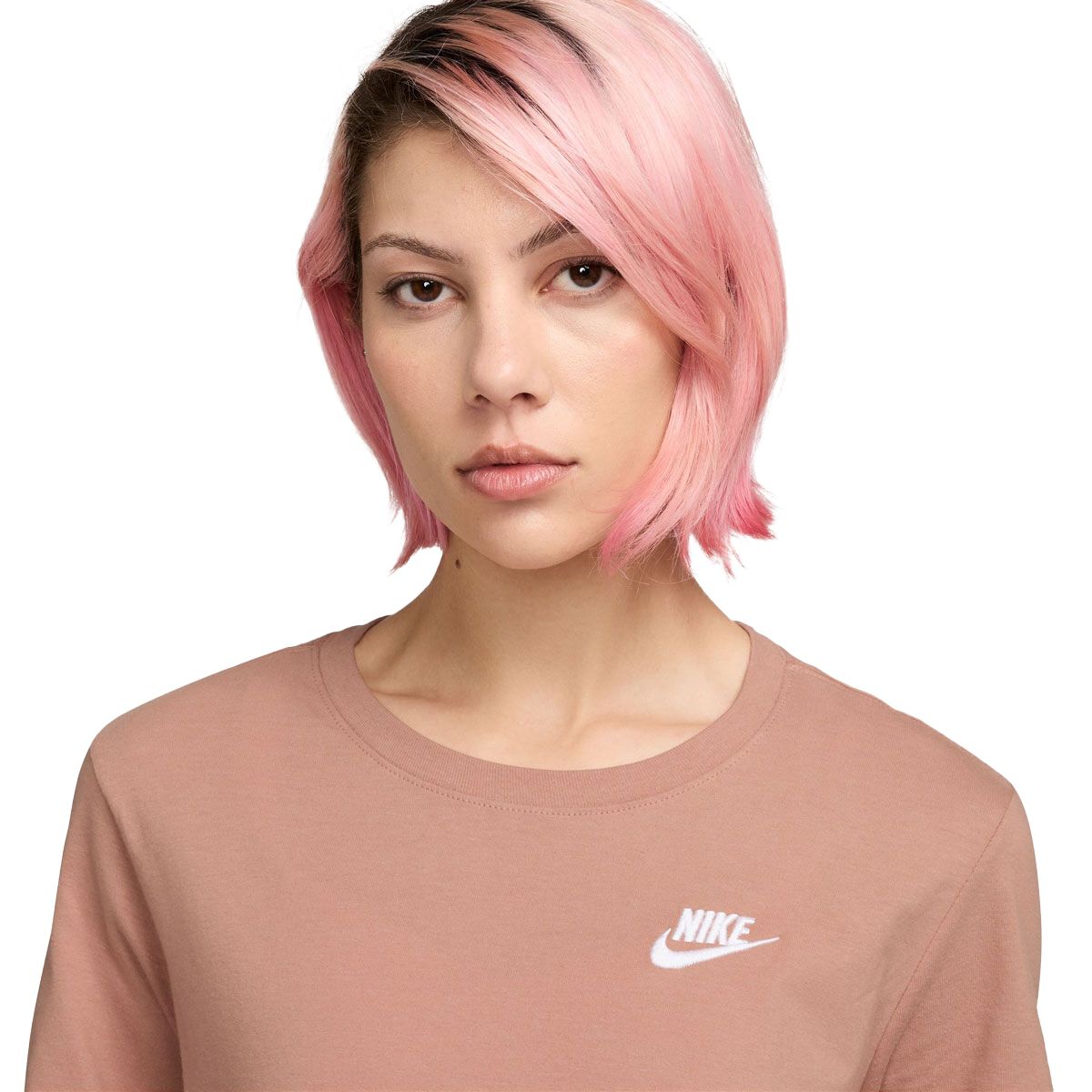 Nike Womens Sportswear Club Essentials Tee