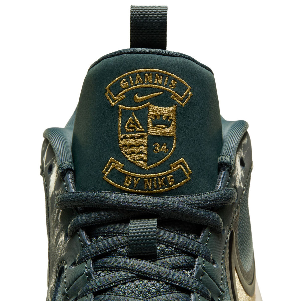 Nike Freak 6 GS Kids Basketball Shoes