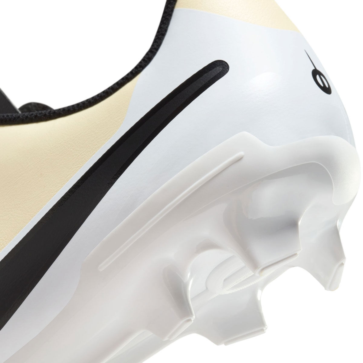 Nike Tiempo Legend 10 Club Football Boots