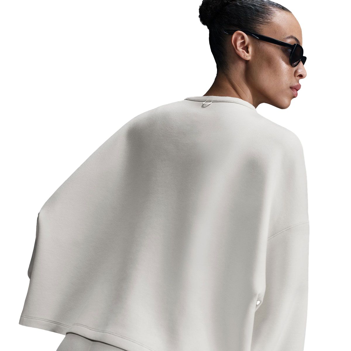 Nike Womens 24.7 ImpossiblySoft Dri-FIT Oversized Crew Sweatshirt