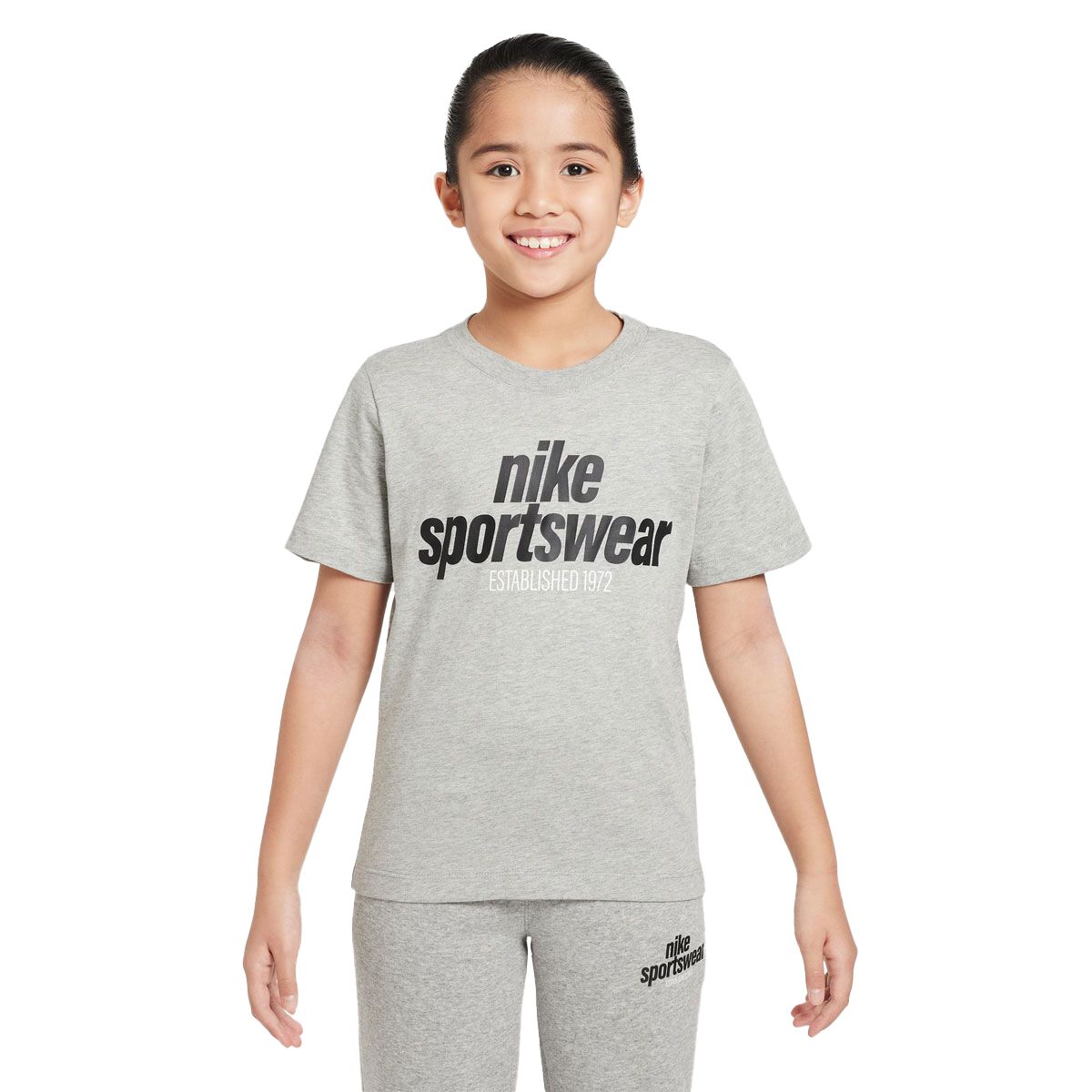 Nike Junior Club Fam Tee