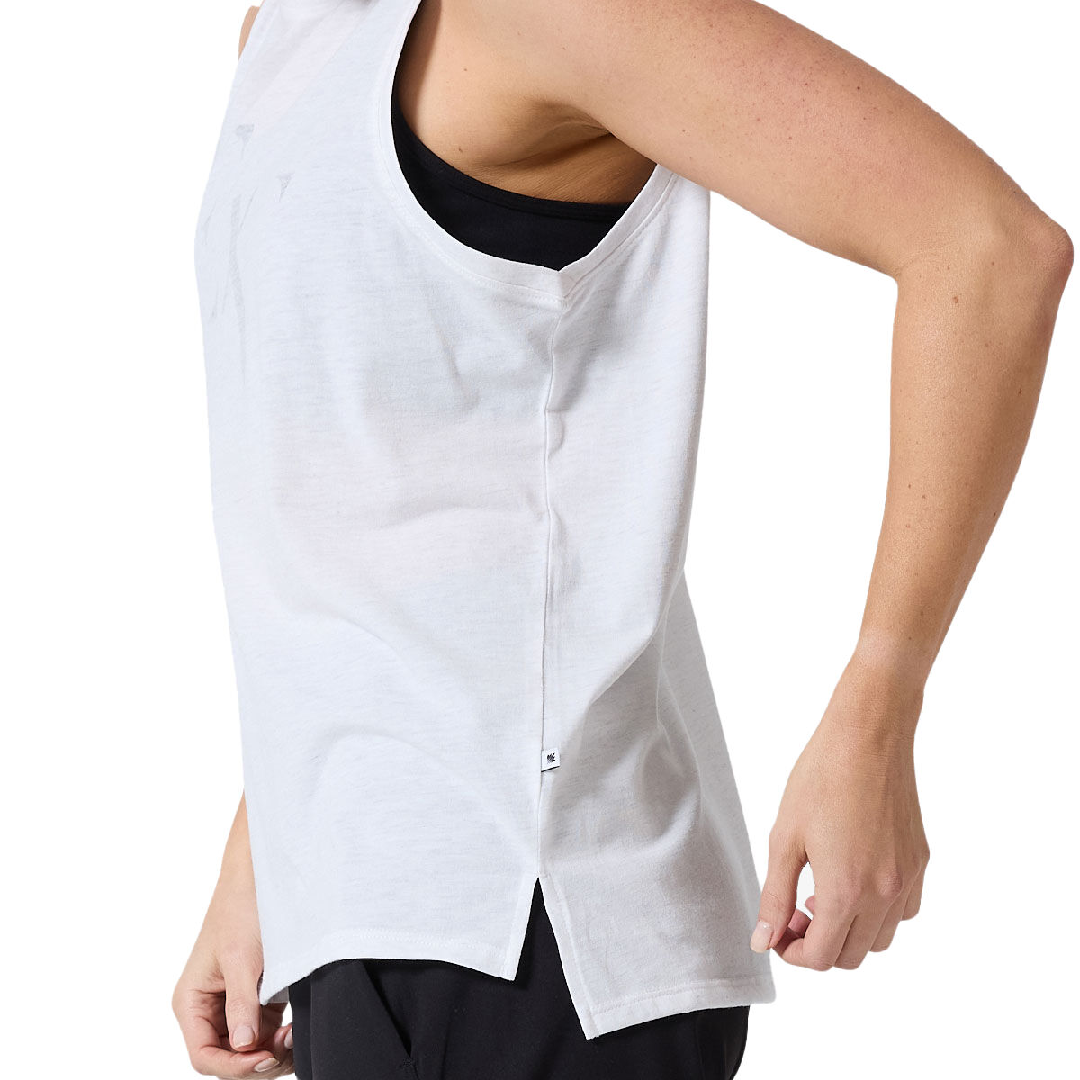 Ell/Voo Womens Taylor Muscle Tank