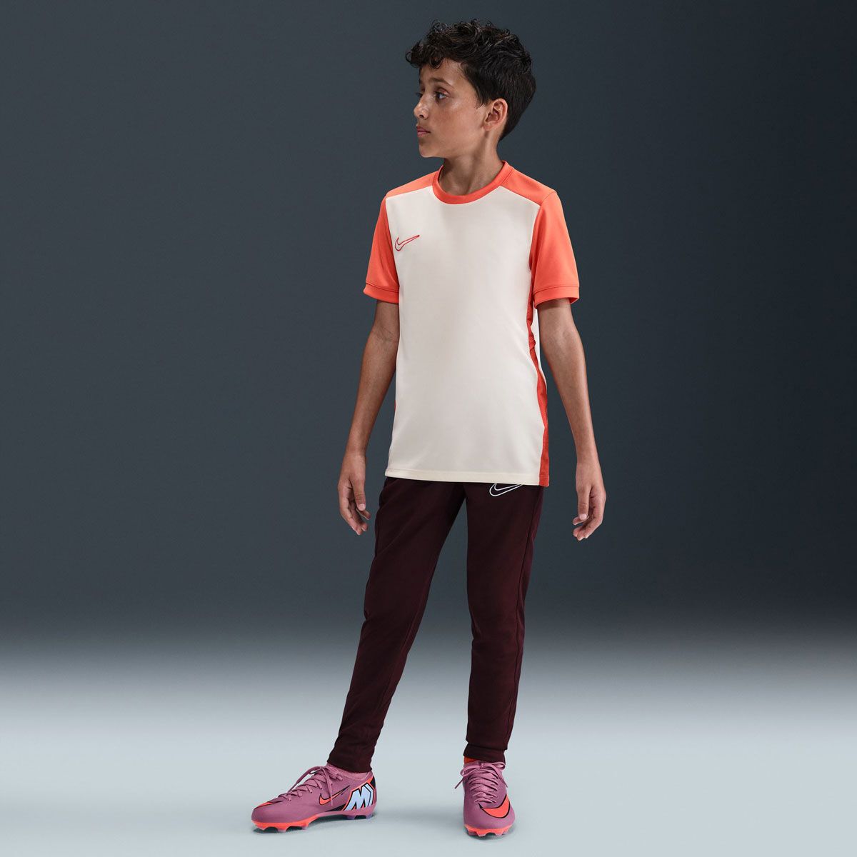 Nike Junior Academy 25 Dri-FIT Sam Kerr Football Top