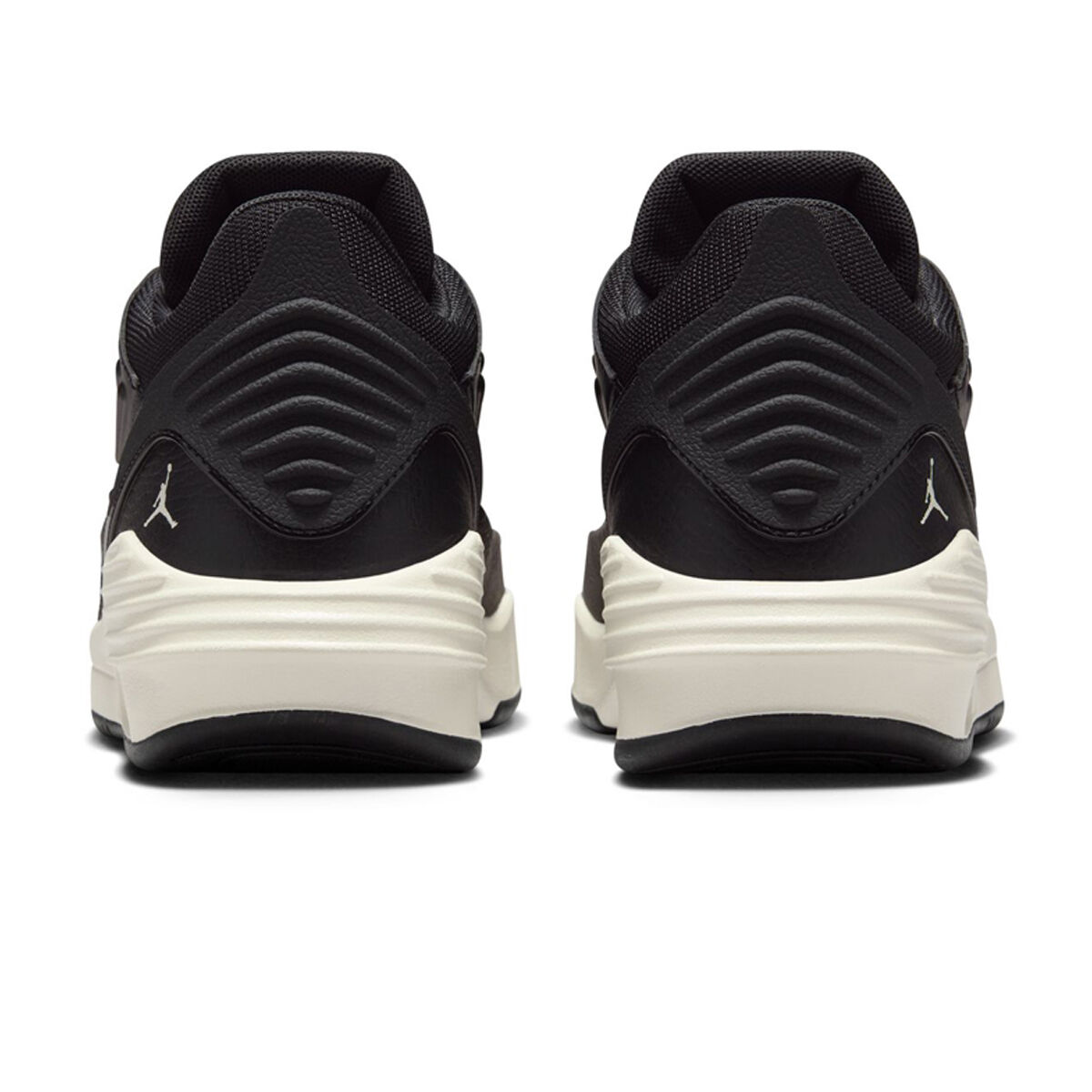 Jordan Max Aura 5 GS Kids Basketball Shoes