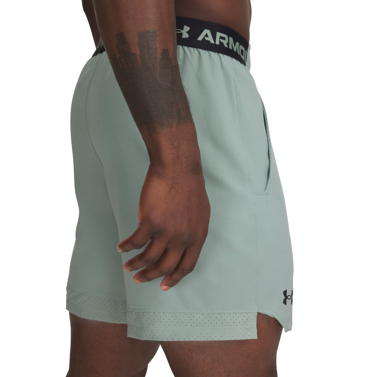 Under Armour Mens Vanish Woven 6 Inch Training Shorts