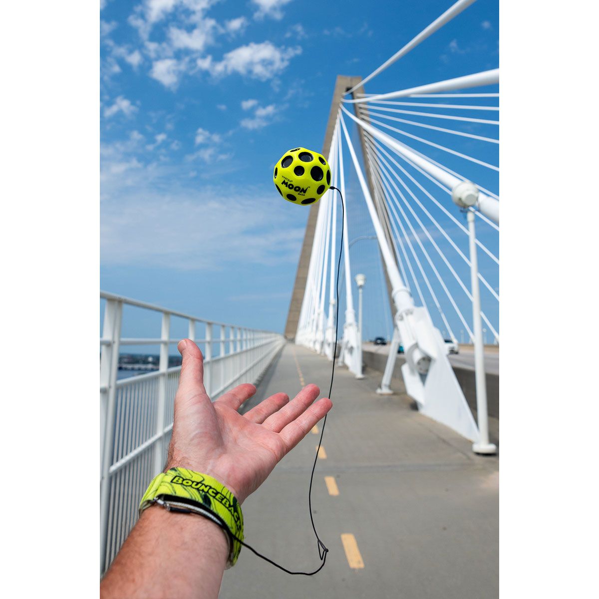 Woboba Bounceback Moon Ball