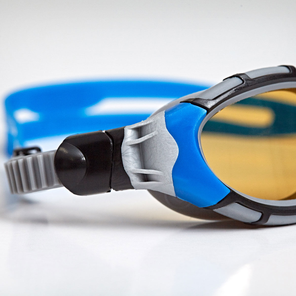 Zoggs Adults Predator Flex Polarised Goggles
