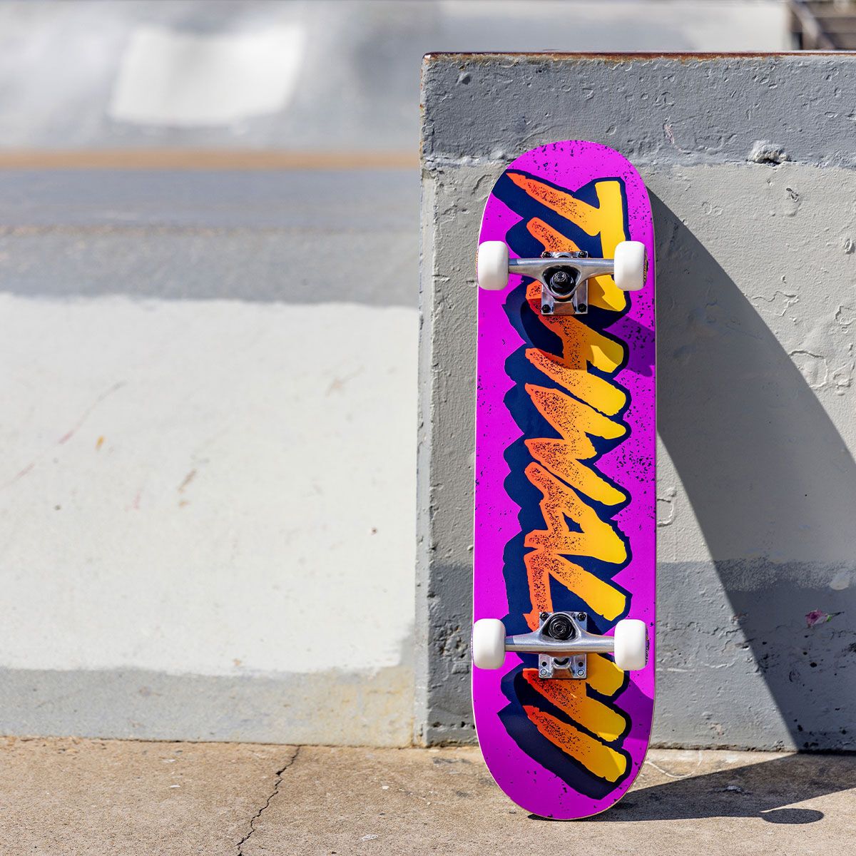 Tahwalhi Ramp Logo Skateboard