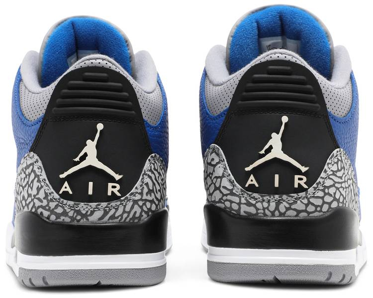 Air Jordan 3 Retro Varsity Royal CT8532-400
