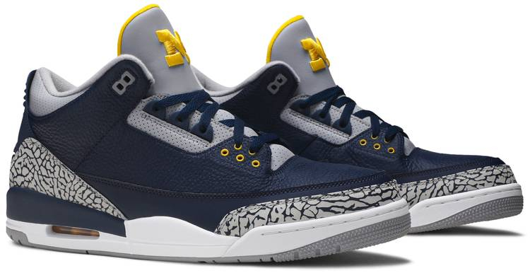 Air Jordan 3 Retro Michigan PE AJ3-820064