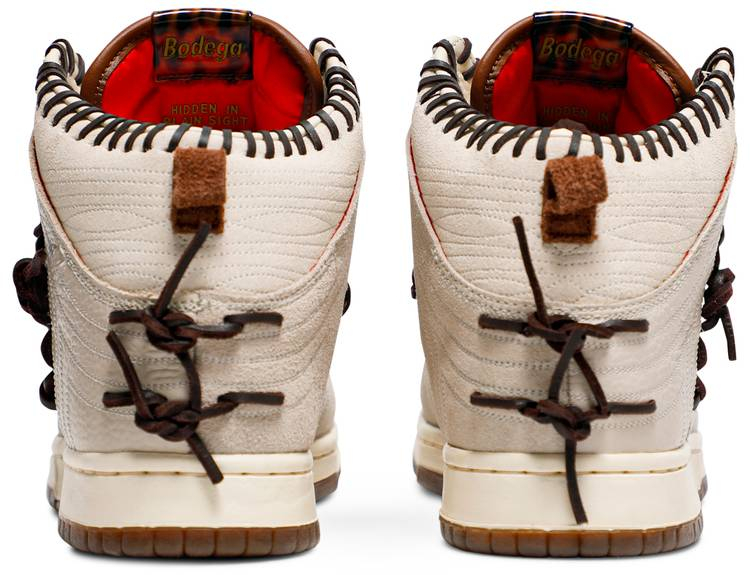 Bodega x Dunk High Friends Family CZ8125-100