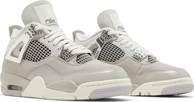 Wmns Air Jordan 4 Retro Frozen Moments AQ9129-001
