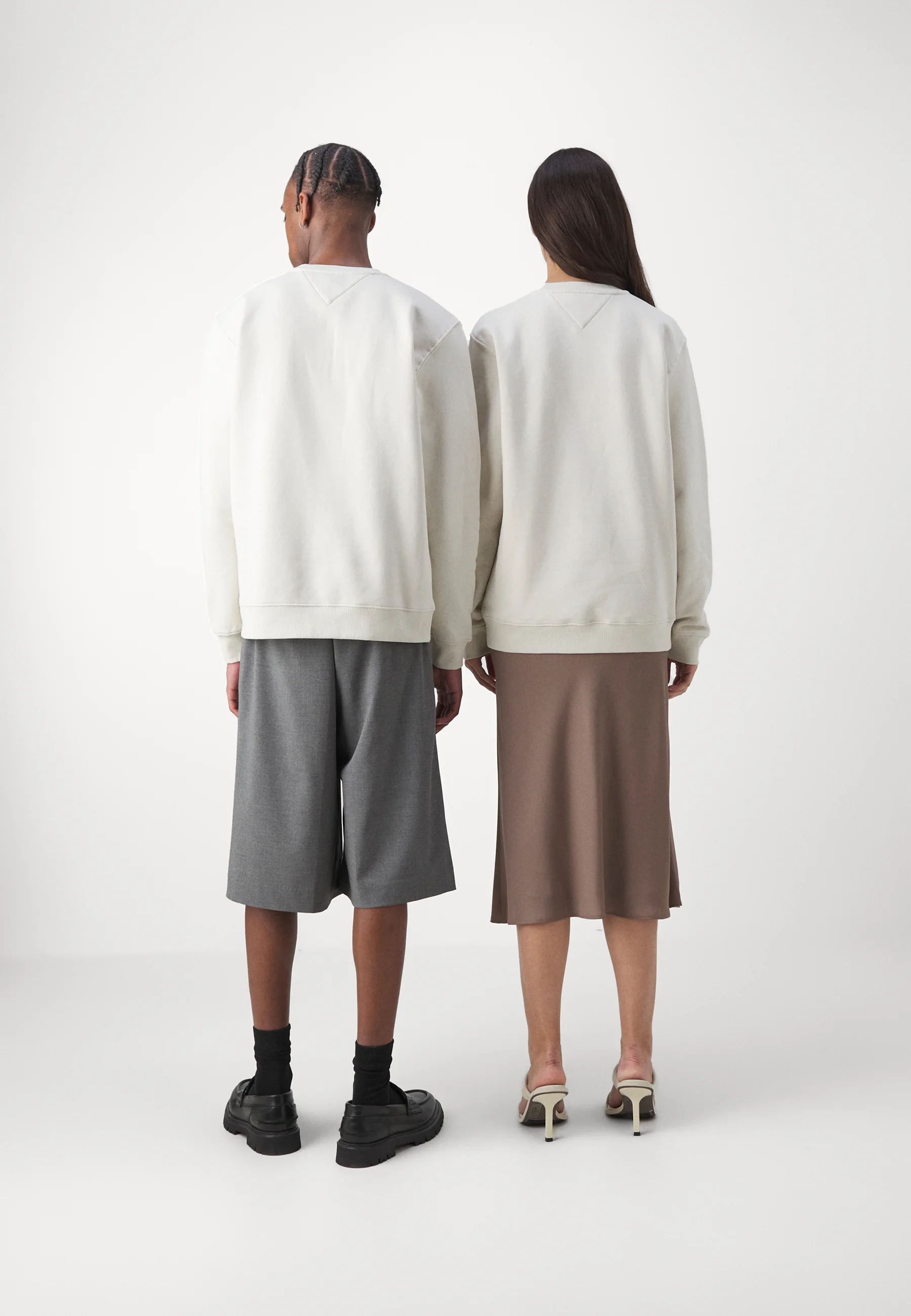 Basic Unisex Sweatshirt