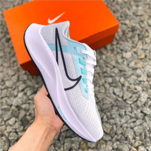 Nike Air Zoom Pegasus 38 – Versatile Everyday Sneakers