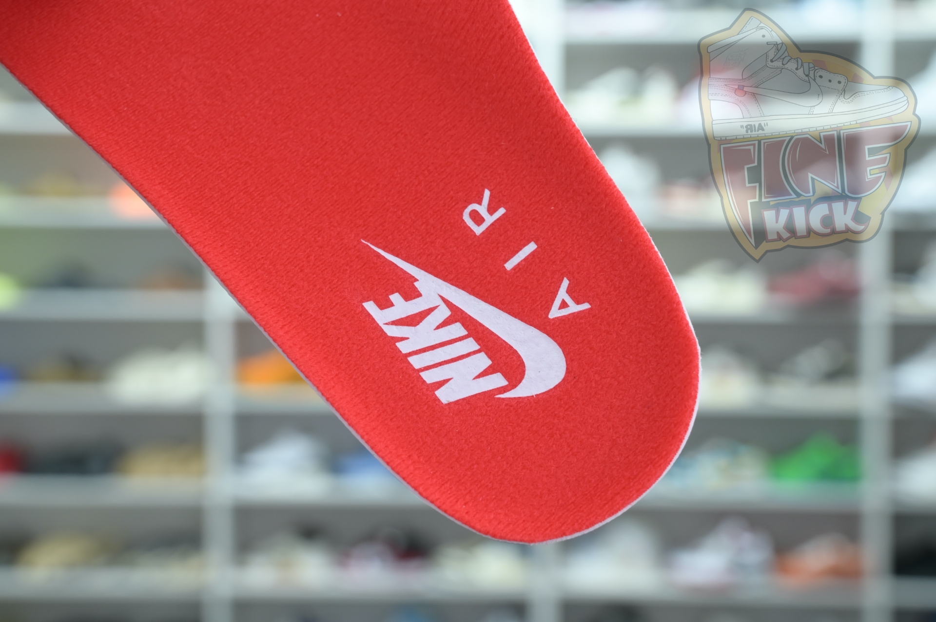 “BLACK METALLIC REIMAGINED”SNEAKERS