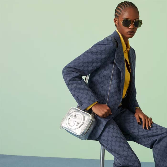 Gucci Women GG Blondie Top Handle Bag Metallic Silver Leather Round Interlocking G