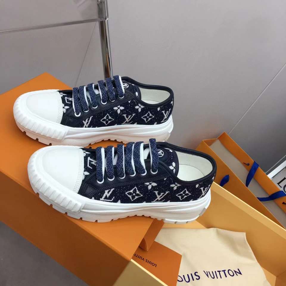 Louis Vuitton Unisex LV Squad Sneaker Navy Blue Monogram Denim Rubber Outsole Circle