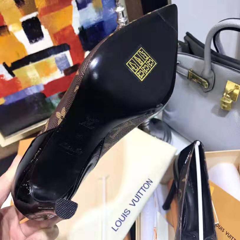 Louis Vuitton LV Women Chérie Pump in Patent Monogram Canvas and Patent Calf Leather