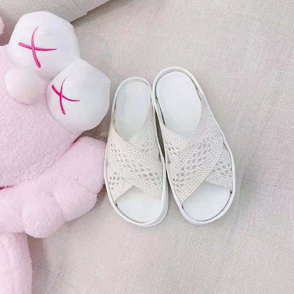 Fendi Women Reflections White Stretch Lace Slides