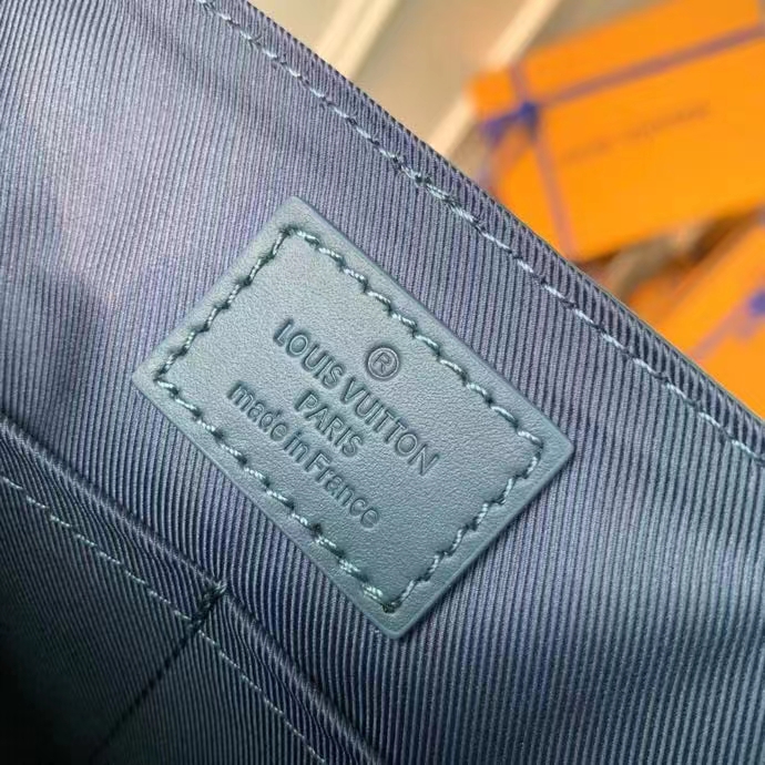 Louis Vuitton Unisex LV Takeoff Messenger Navy Blue Aerogram Cowhide Leather