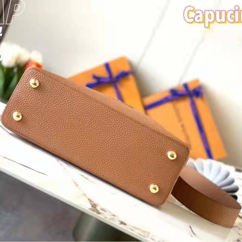 Louis Vuitton LV Women Capucines MM Handbag Gold Arizona Taurillon Cowhide
