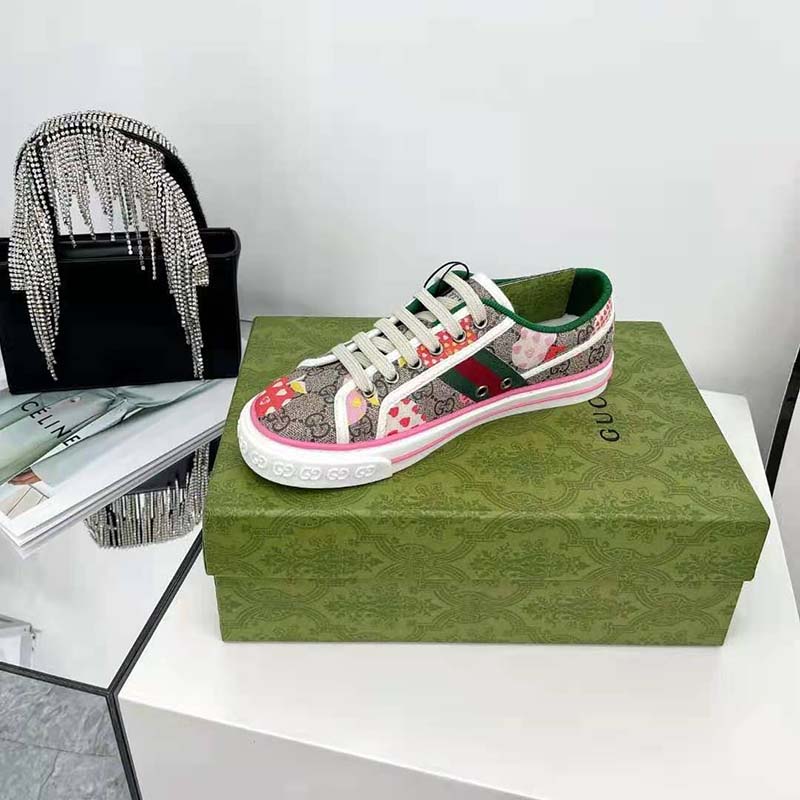 Gucci GG Women Gucci Les Pommes Sneaker Beige and Ebony GG Supreme Canvas