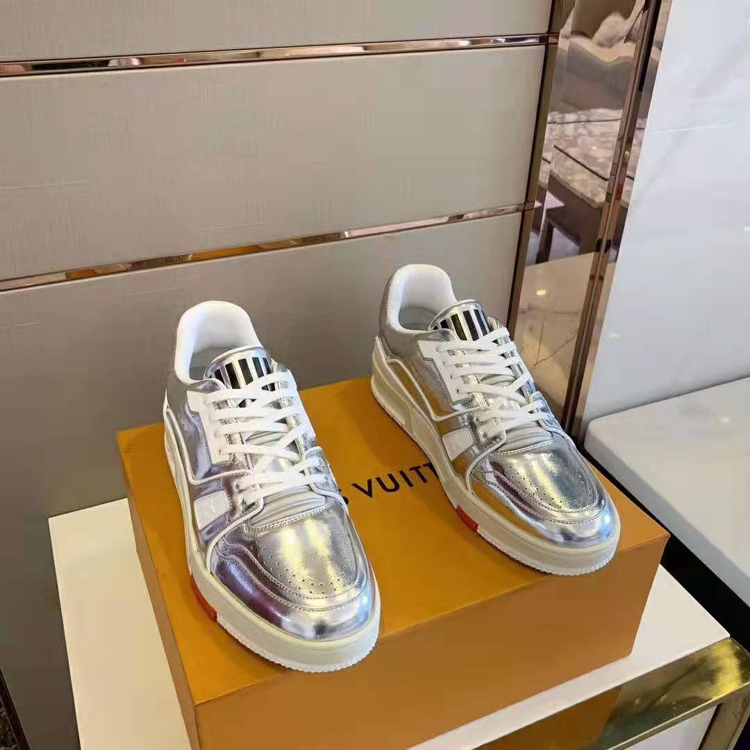 Louis Vuitton LV Men LV Trainer Sneaker Metallic Calf Leather-Silver