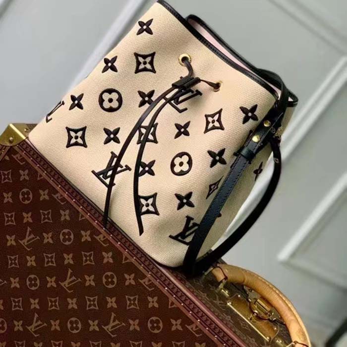Louis Vuitton LV Unisex Néonoé MM Black Lotus Cotton Cowhide Leather