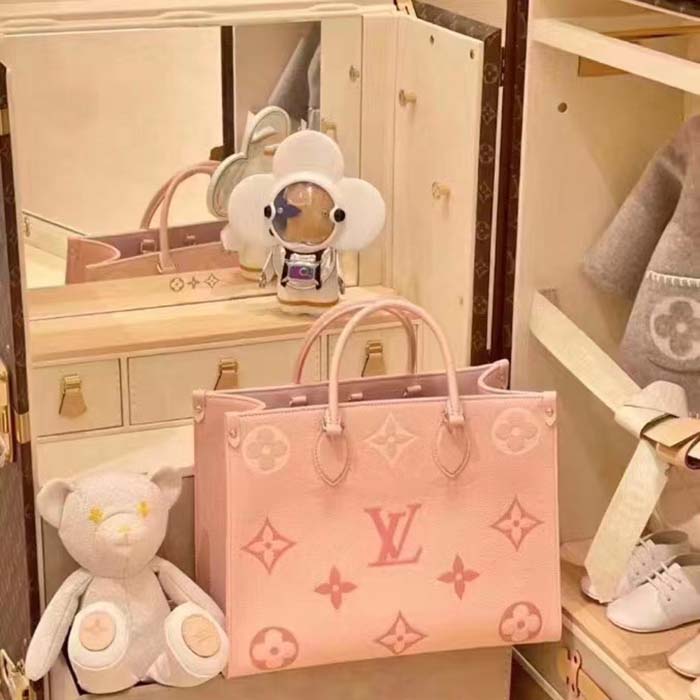 Louis Vuitton LV Women OnTheGo MM​ Gradient Pink Monogram Empreinte Embossed Cowhide Leather