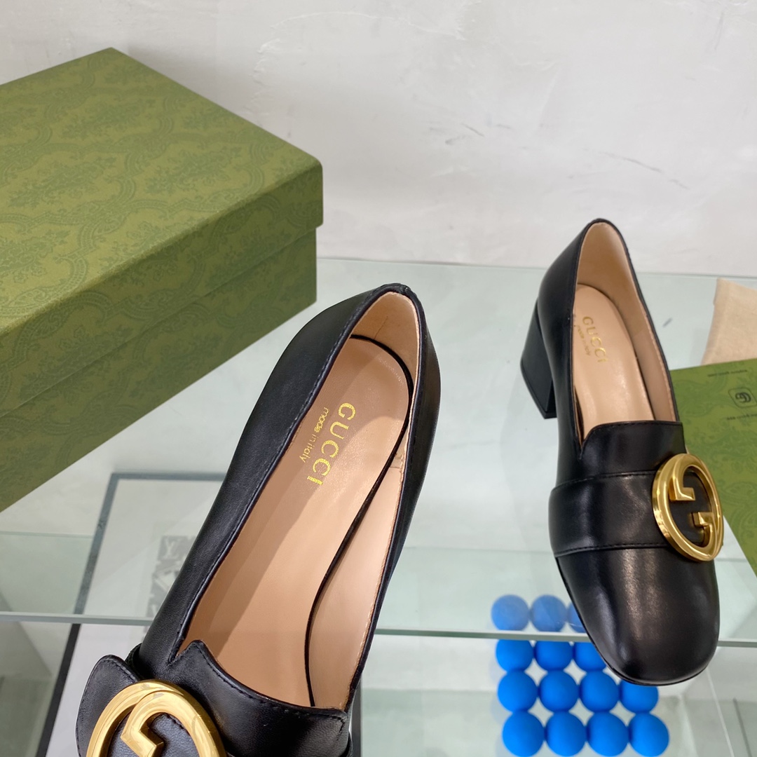 Gucci Women Blondie Mid-Heel Pump Black Leather Round Interlocking G