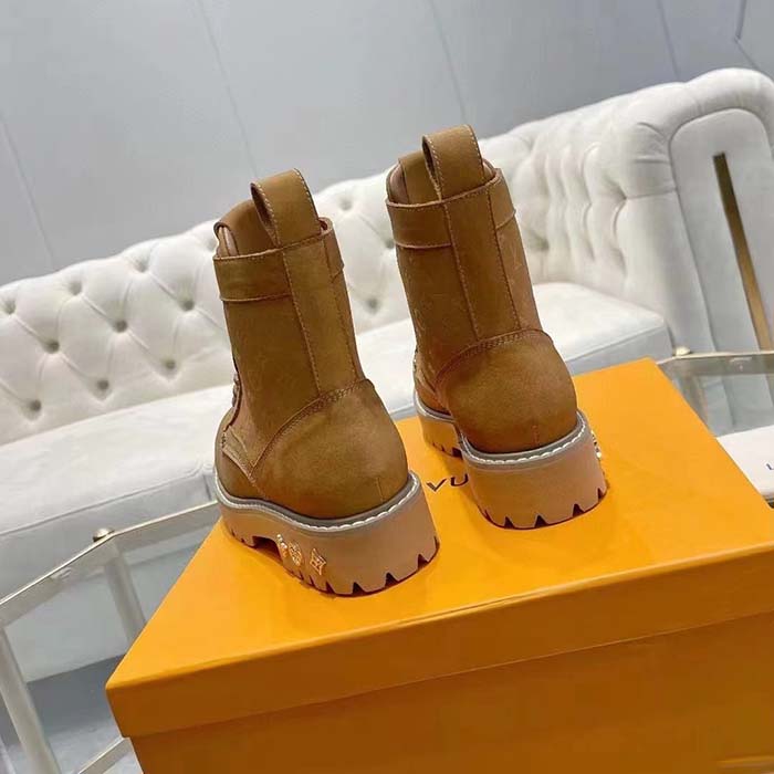 Louis Vuitton Unisex LV Ranger Boat Shoe Beige Mini Monogram-Embossed Nubuck Leather