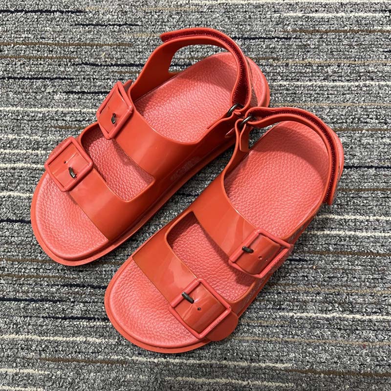 Gucci Women Sandal Mini Double G Red Rubber Double G Studs Low Heel