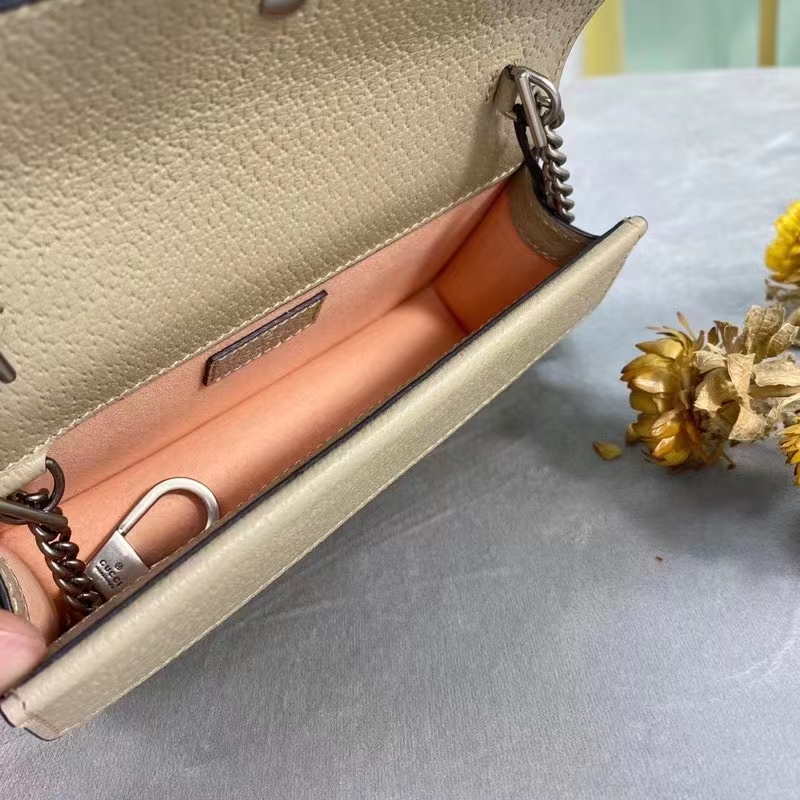 Gucci Women Dionysus GG Super Mini Bag Beige White GG Supreme Canvas