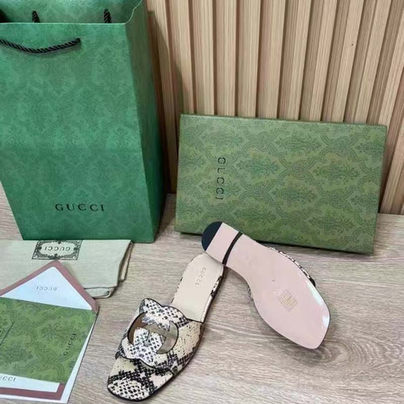 Gucci Women Interlocking G Cut Out Slide Sandal Beige Black Python Print Leather Flat