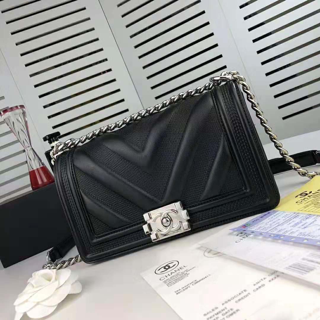 Chanel Women Flap Bag with Top Handle in Calfskin-Black