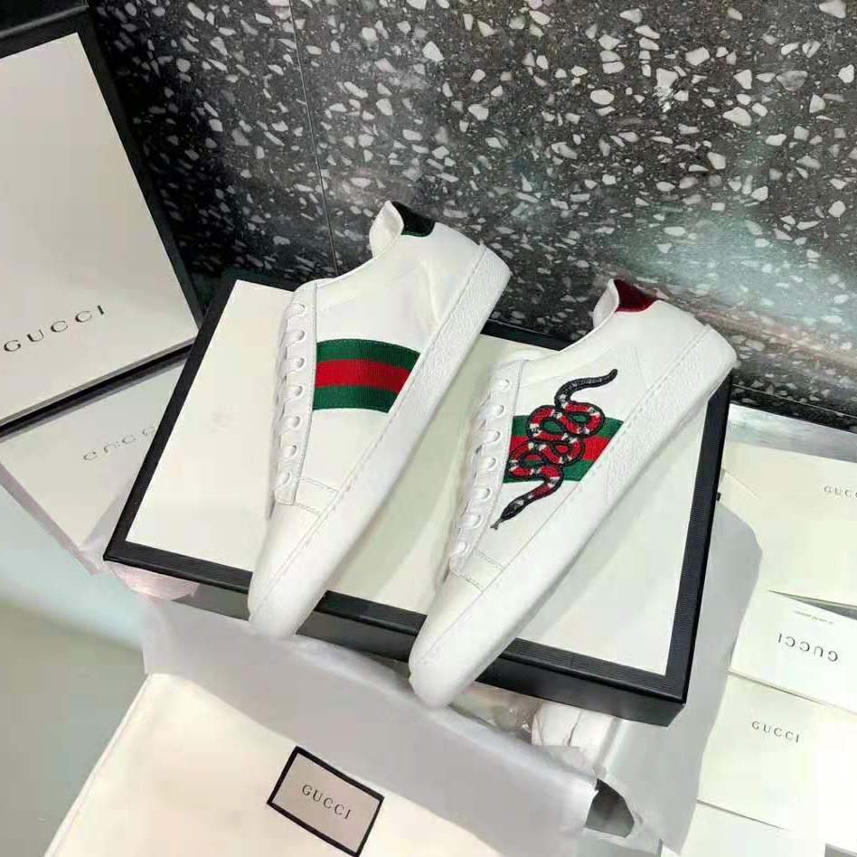 Gucci Men Ace Embroidered Sneaker with An Embroidered Kingsnake-White
