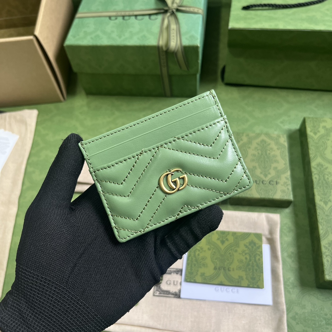 Gucci Unisex GG Marmont Matelassé Card Case Sage Green Chevron Leather