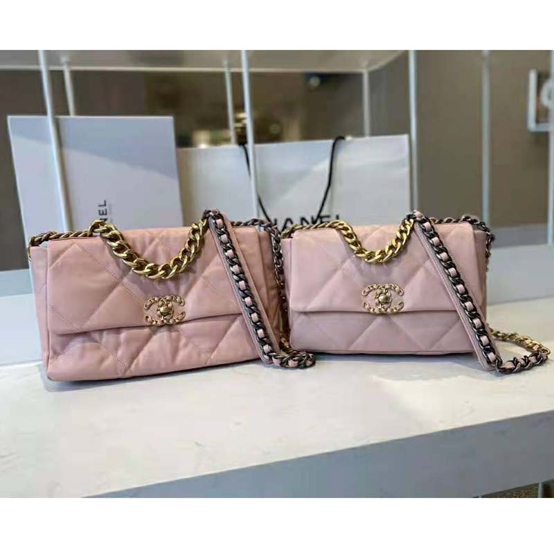 Chanel Women Chanel 19 Flap Bag Lambskin Gold Silver-Tone Ruthenium-Finish Metal Light Pink