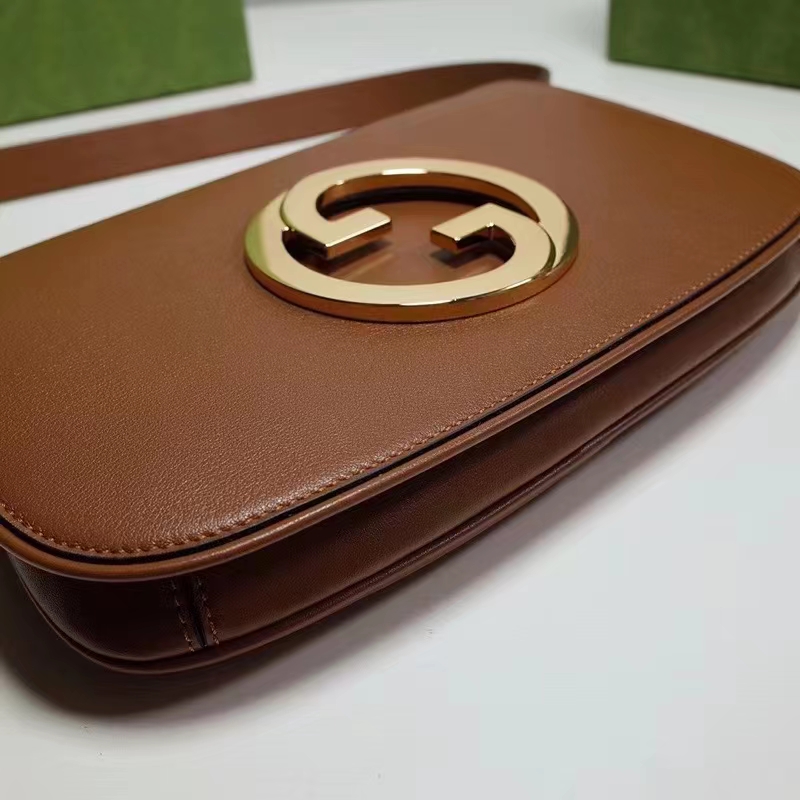 Gucci Women GG Blondie Shoulder Bag Brown Leather Round Interlocking G