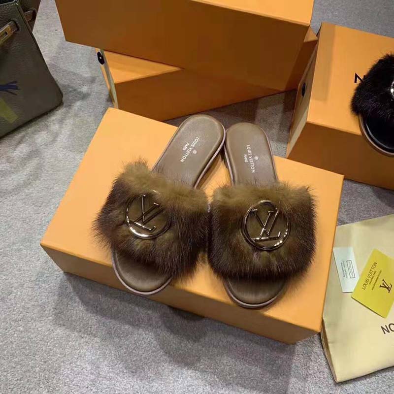 Louis Vuitton LV Women Lock It Mule in Mink and Leather-Brown
