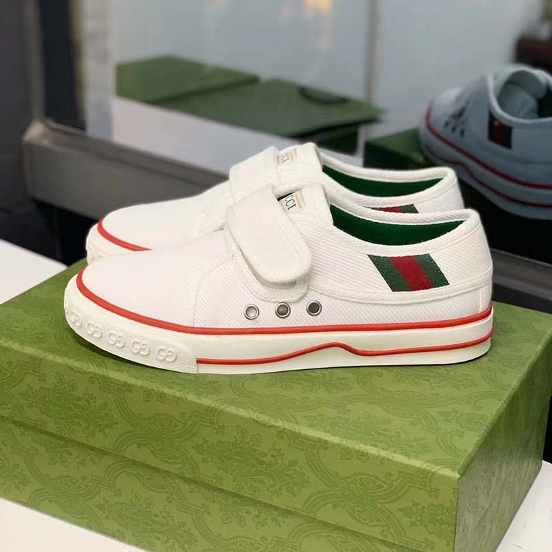 Gucci Unisex GG Tennis 1977 Sneaker White Leather Rubber Sole Velcro Closure Flat