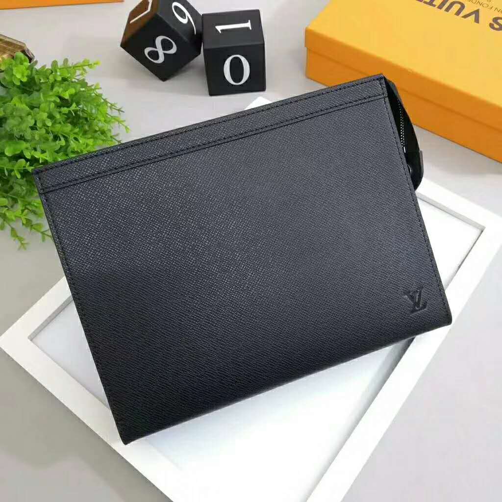 Louis Vuitton LV Unisex Pochette Voyage MM Bag Taiga Leather