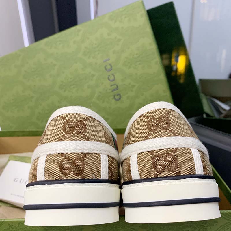 Gucci Unisex Tennis 1977 Sneaker Beige Ebony Jumbo GG Canvas Low 3 Cm Heel