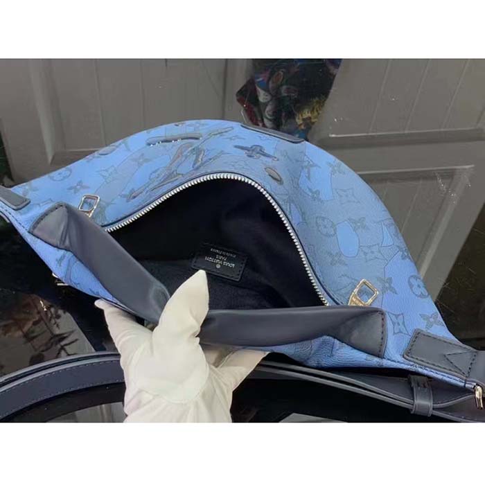 Louis Vuitton LV Unisex Discovery Bumbag Abyss Blue Monogram Aquagarden Coated Canvas